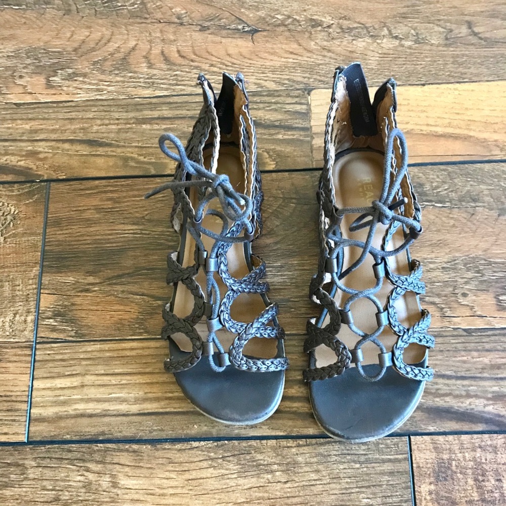 Girls Size 1 Dark Brown Sandals